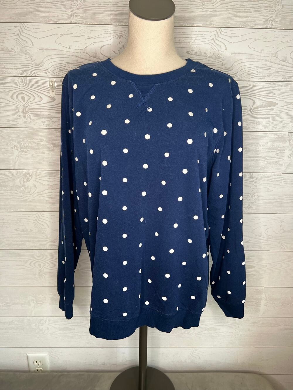 St. John's Bay Navy & White Polka Dot Long Sleeve Classic Sweatshirt - Size XL